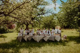 Die acht Wirte an der Tafel (Foto: Heinke Scheel)